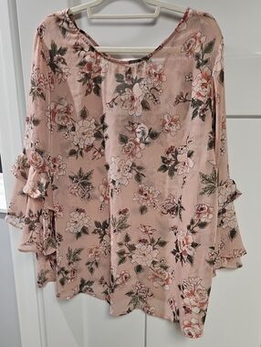torrid Blush Floral Ruffle Sleeve Blouse